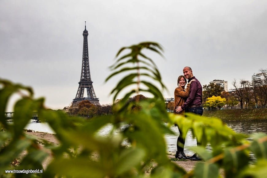 Loveshoot aan de Seine in Parijs