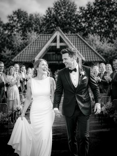 Trouwen bij Innesto in Asten. Trouwdag in Beeld legt jullie bruiloft vast met trouwfotografie en hybride trouwvideo, voor een spontane trouwreportage vol échte momenten.