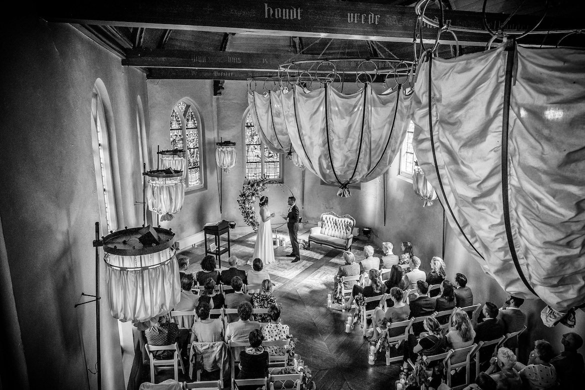 Ceremonie trouwen met echte momenten fotograaf bruiloft