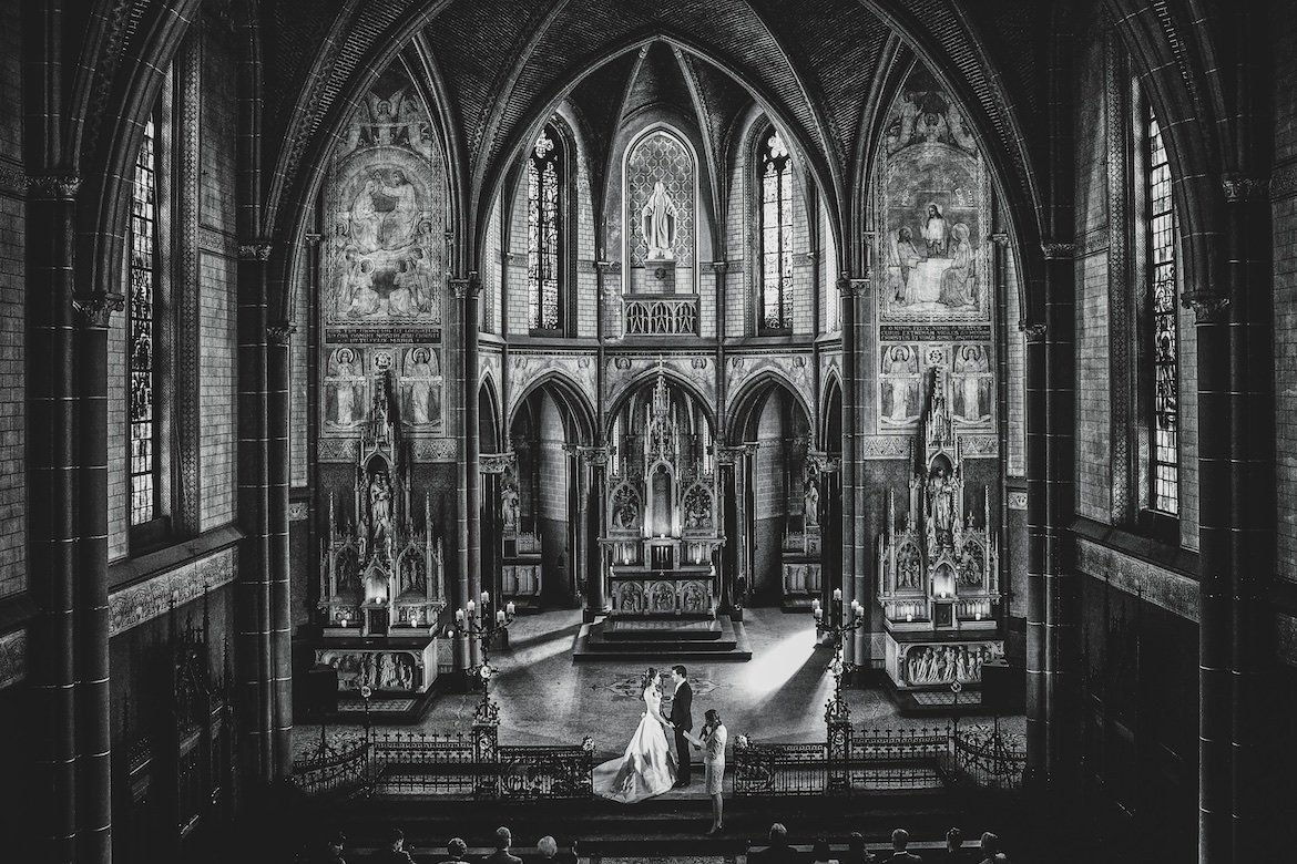Ceremonie trouwen met echte momenten fotograaf bruiloft