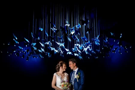 Reviews en ervaringen met Trouwdag in Beeld, de trouwfotograaf in Amsterdam. Dennis en Jasmin zijn getrouwd bij het luxe vijf sterren hotel the Grand in Amsterdam. Na een mooie rondvaart in de Amsterdamse grachten hebben we in de grachtengordel een trouwreportage gemaakt. Reviews en ervaringen met Trouwdag in Beeld, de trouwfotograaf in Amsterdam. Dennis en Jasmin zijn getrouwd bij het luxe vijf sterren hotel the Grand in Amsterdam. Na een mooie rondvaart in de Amsterdamse grachten hebben we in de grachtengordel een trouwreportage gemaakt.