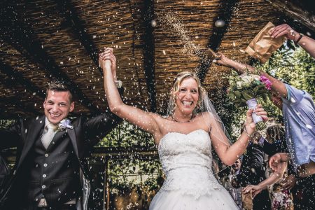 Jullie trouwdag! Trouwfotograaf Arno en Susaane uit Helmond Brandevoort, vlakbij Eindhoven leggen jullie trouwdag vast zoals hij écht is. Ongedwongen en creatieve trouwfotografie. Jullie trouwdag! Trouwfotograaf Arno en Susaane uit Helmond Brandevoort, vlakbij Eindhoven leggen jullie trouwdag vast zoals hij écht is. Ongedwongen en creatieve trouwfotografie.